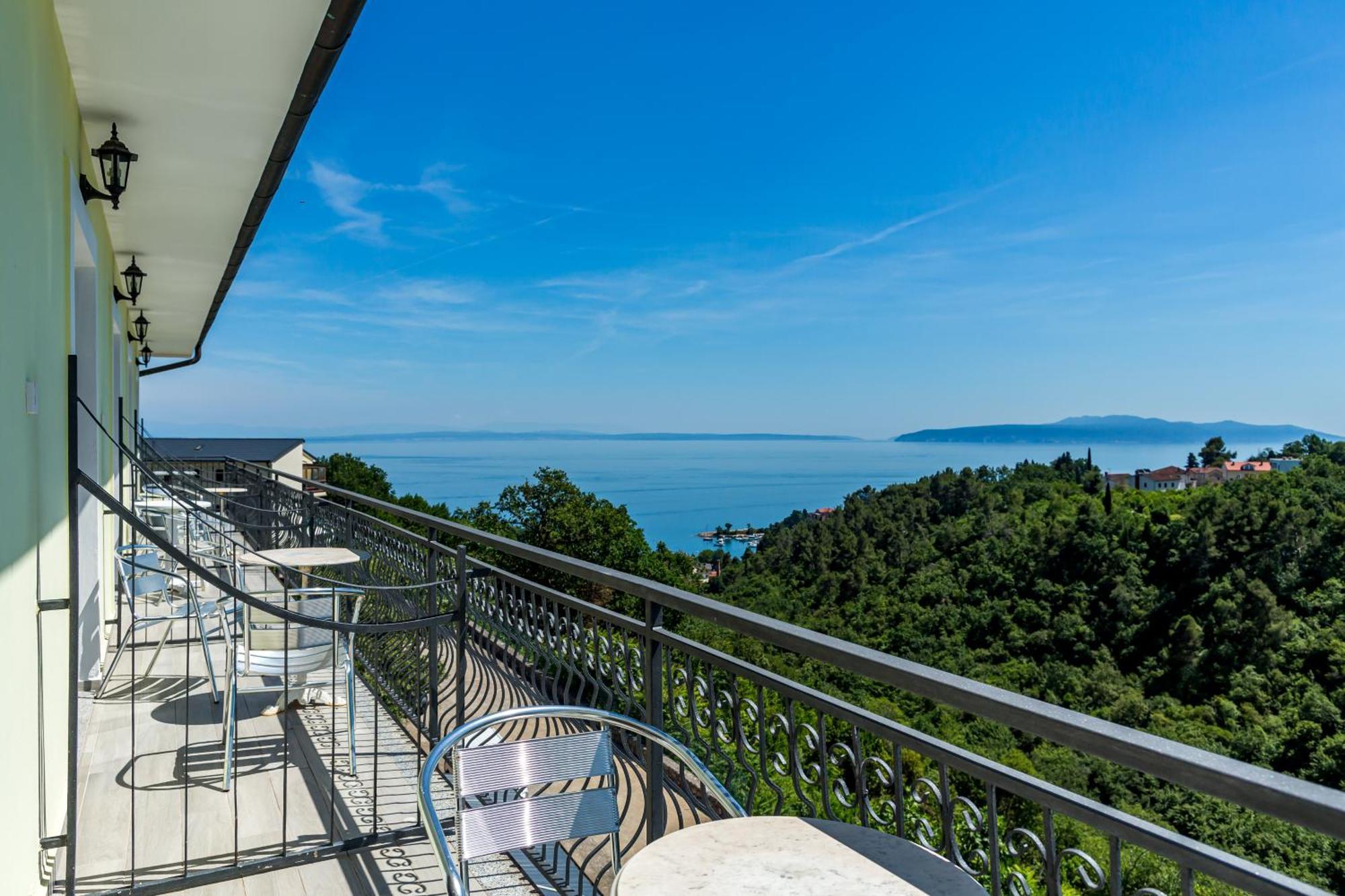 Villa Residence Icici 3*
