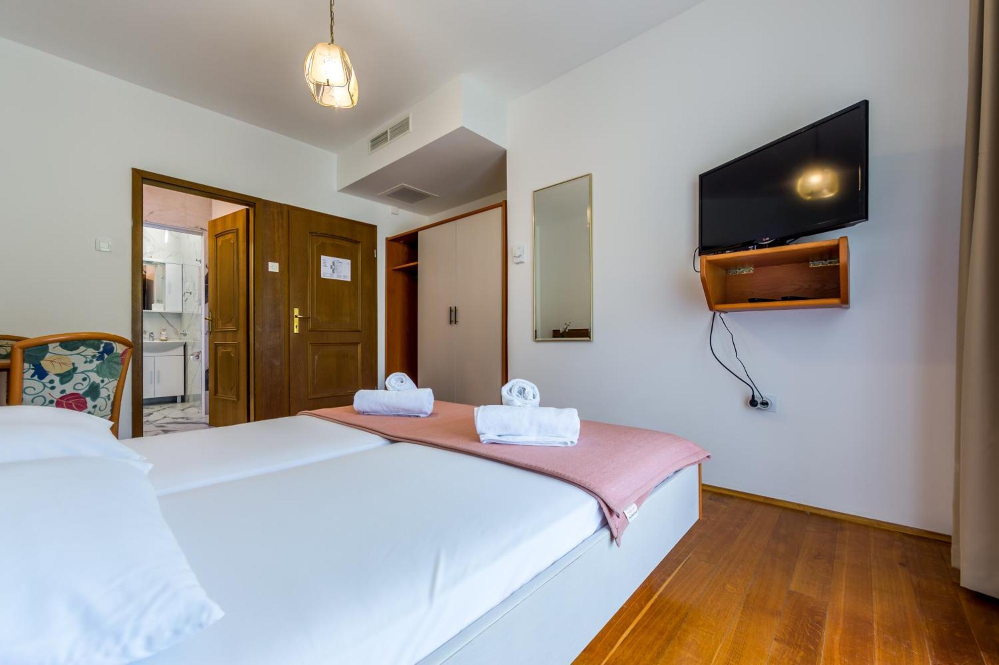 Villa Residence Icici